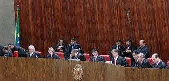 Sessão plenária administrativa do TSE