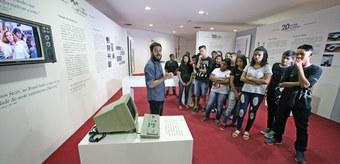 Alunos do CEF 27 da Ceilândia visitam o museu do TSE