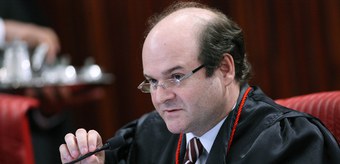 Plenário confirma cassação de mandato de deputado estadual do Espírito Santo