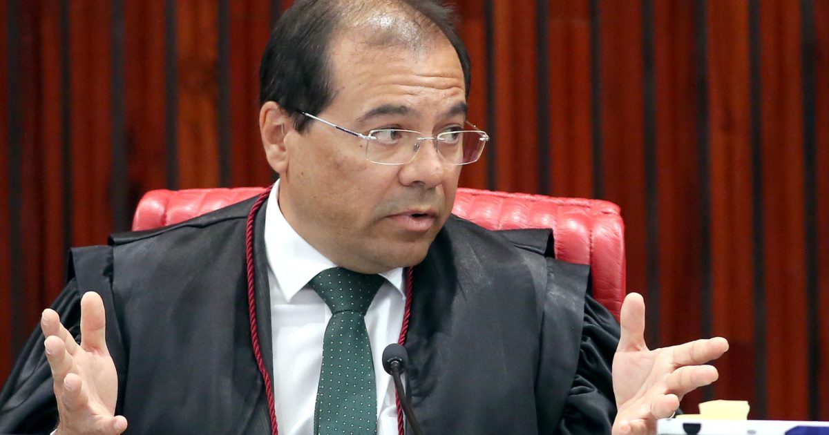 Procurador defende direito de ficha-suja pedir registro eleitoral