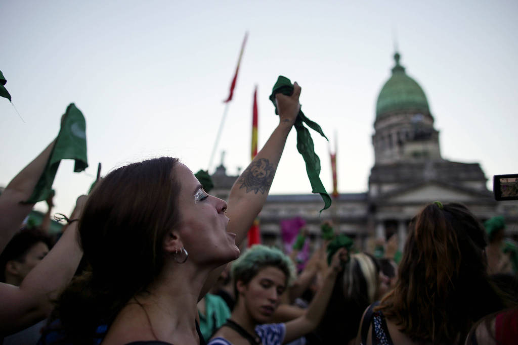 Argentina aumenta cota de mulheres no Congresso para 50%